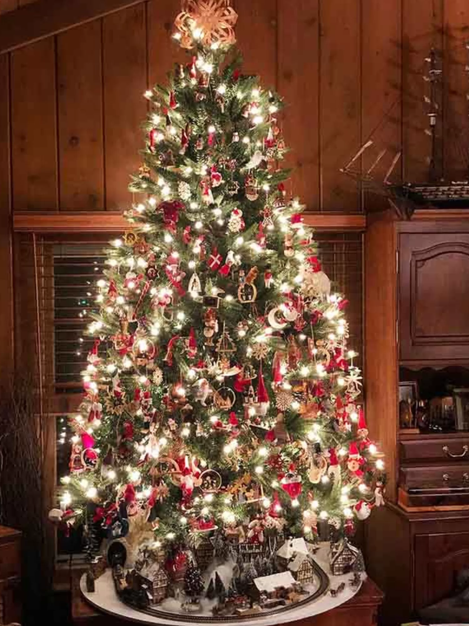 Best Sale Treetime 10' Stockton Spruce Tree - ColorChange LED